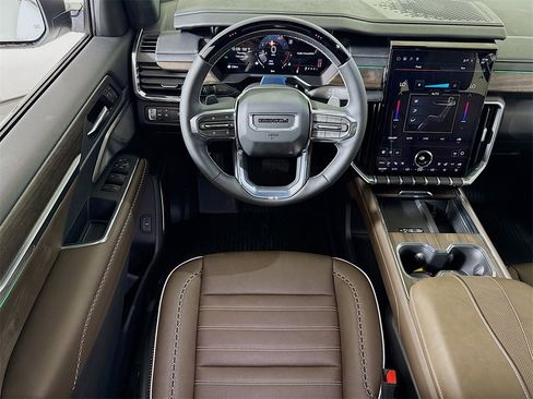 New 2026 GMC Acadia Denali Ultimate w/ LPO, Floor Liner Package image 15