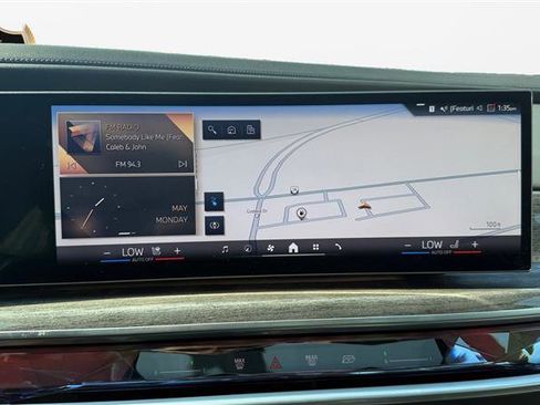 Used 2023 BMW i7 xDrive60 AWD/4WD image 21