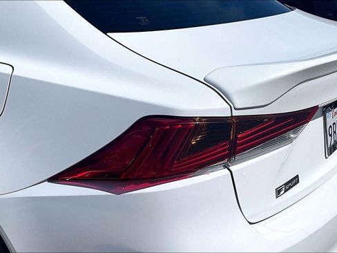 Used 2017 Lexus IS 350 F Sport w/ F Sport Package RWD image 29