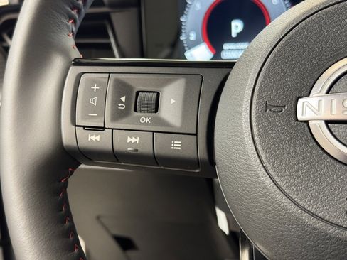 New 2026 Nissan Kicks SR image 32