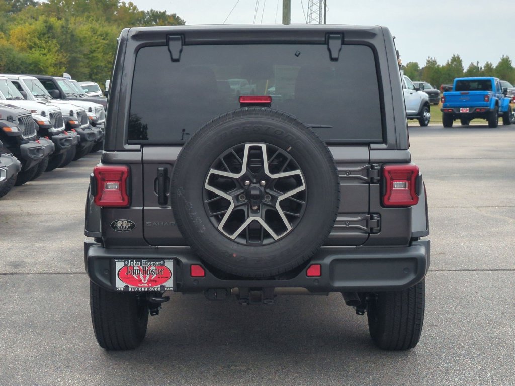 New 2027 Jeep Wrangler Unlimited Sahara AWD/4WD image 5