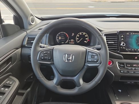 New 2025 Honda Ridgeline Sport image 17