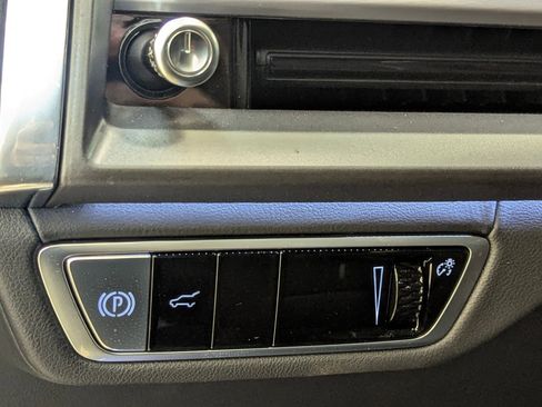 New 2026 Cadillac Vistiq Luxury image 22