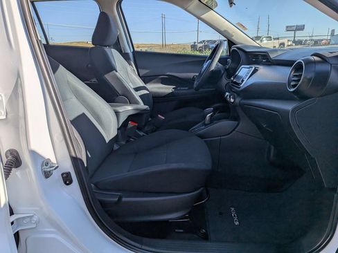 Used 2023 Nissan Kicks S FWD image 21