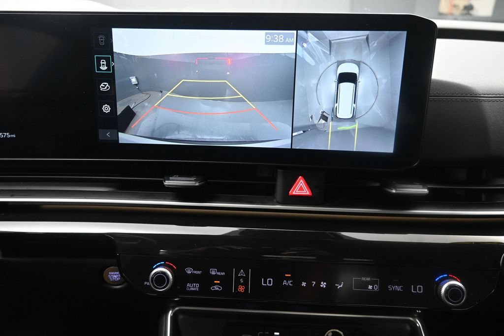 Used 2025 Kia Carnival SX Prestige FWD image 12