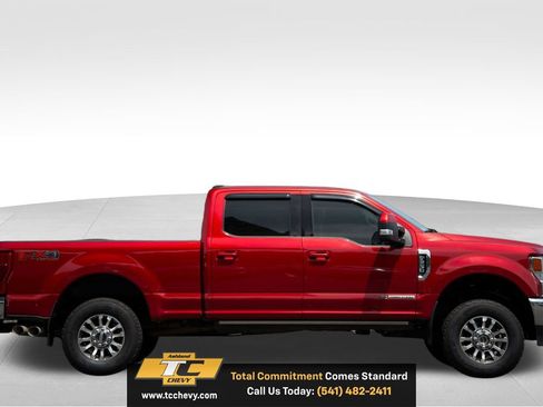Used 2020 Ford F250 Lariat w/ Lariat Ultimate Package AWD/4WD image 4