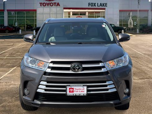 Used 2017 Toyota Highlander XLE AWD/4WD image 8