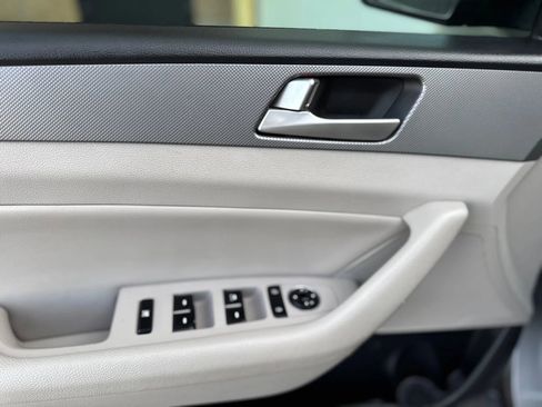 Used 2018 Hyundai Sonata SE image 32