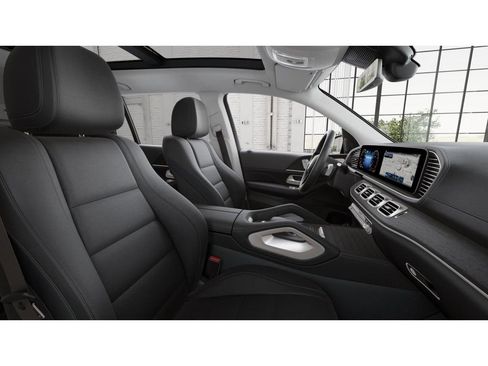New 2026 Mercedes-Benz GLS 450 4MATIC image 4