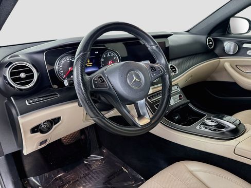 Used 2018 Mercedes-Benz E 300 w/ Premium 3 Package (Q03) image 23