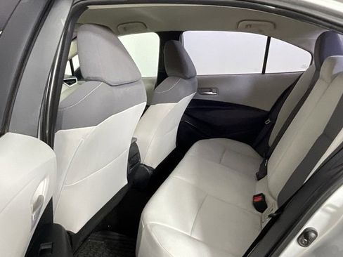 Used 2020 Toyota Corolla L image 12