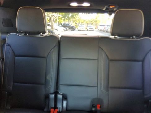 Used 2023 Chevrolet Tahoe Premier w/ Premium Package 2 image 11