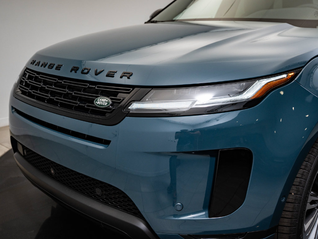 New 2026 Land Rover Range Rover Evoque S AWD/4WD image 16
