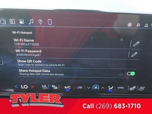 New 2026 Chevrolet Traverse RS w/ LPO, Floor Liner Package AWD/4WD image 52