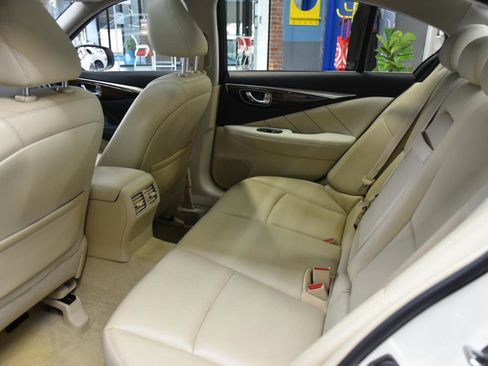 Used 2019 INFINITI Q50 Luxe w/ Essential Package (3.0T Luxe) image 23