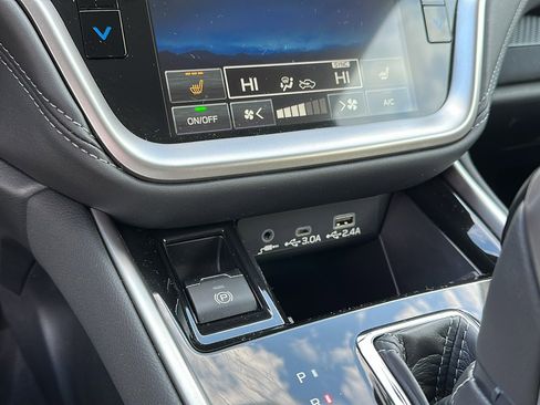 Certified 2025 Subaru Legacy Premium image 16