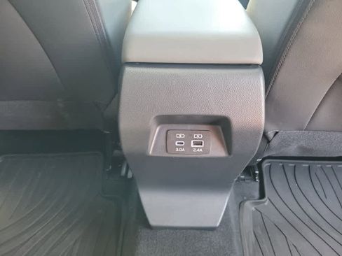 Certified 2024 Subaru Crosstrek 2.0i Premium image 28
