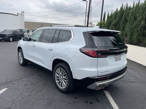 Used 2026 GMC Acadia Denali w/ Super Cruise Package FWD image 7