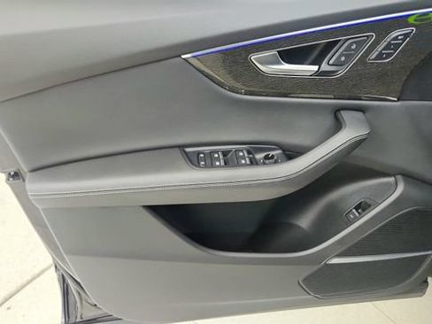 Used 2024 Audi Q8 Premium Plus AWD/4WD image 48