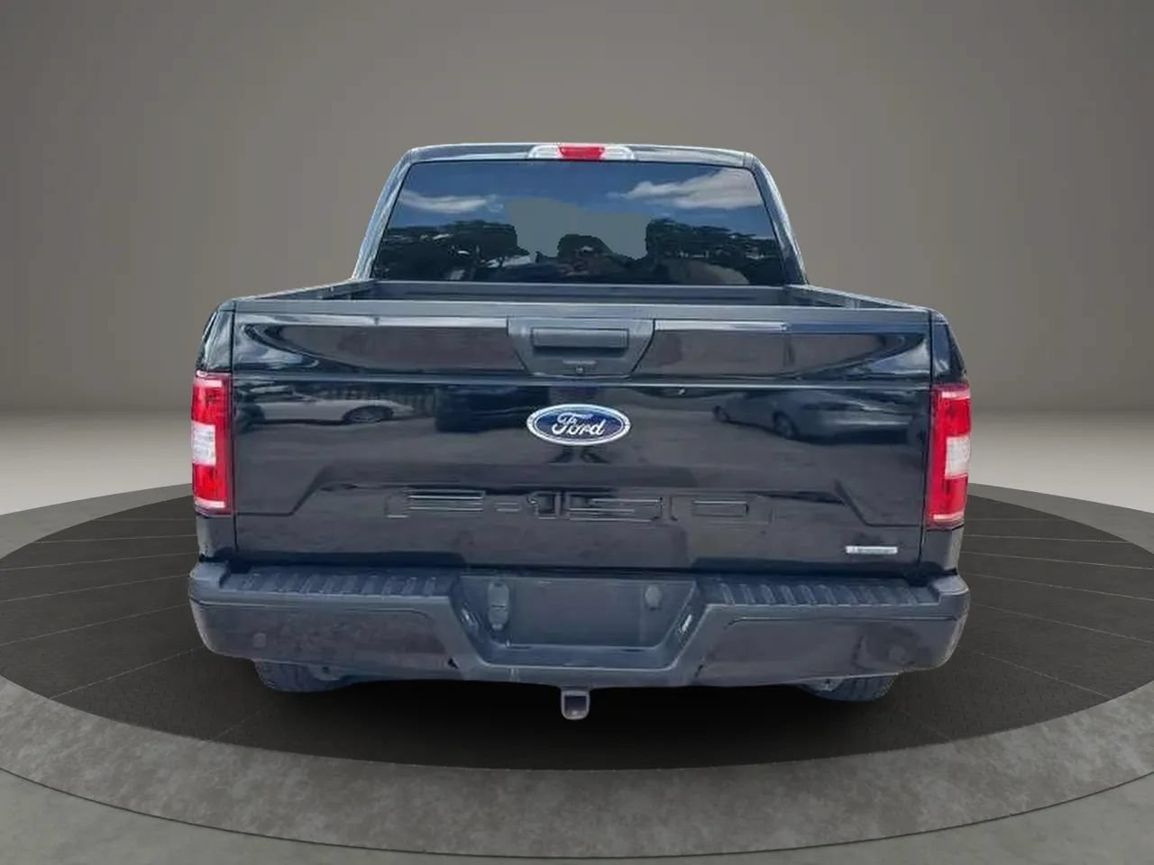 Used 2020 Ford F150 XL w/ Equipment Group 101A Mid RWD image 4