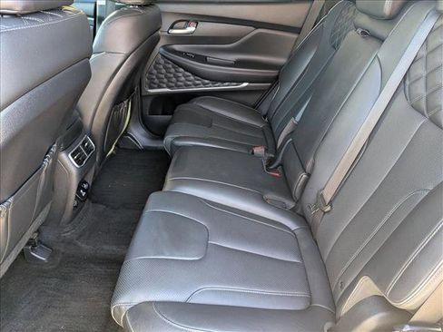 Used 2022 Hyundai Santa Fe Limited image 17