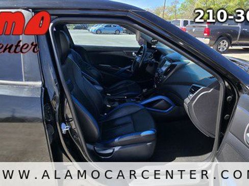 Used 2014 Hyundai Veloster Turbo image 14