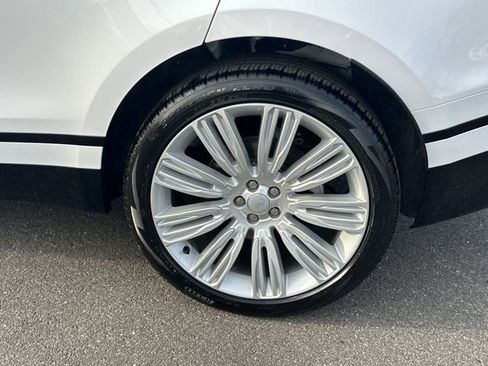 Used 2023 Land Rover Range Rover Velar R-Dynamic S image 26