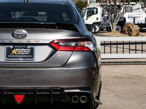 Used 2021 Toyota Camry SE image 45