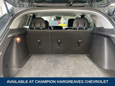 Used 2025 Chevrolet Trax LT FWD image 34