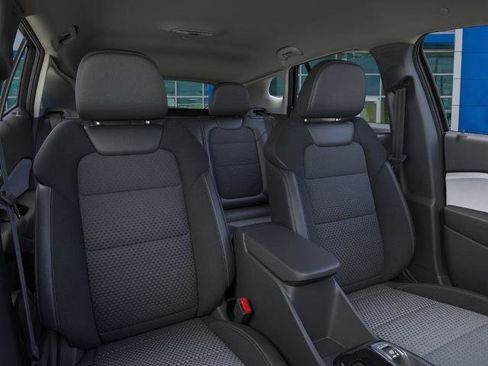 New 2026 Chevrolet Trax LT FWD image 16