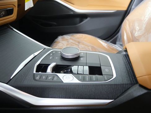 New 2026 BMW 330i Sedan w/ Premium Package image 21