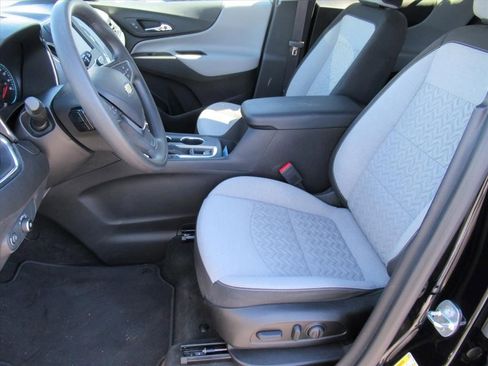 Certified 2023 Chevrolet Equinox LS w/ LS Convenience Package image 18