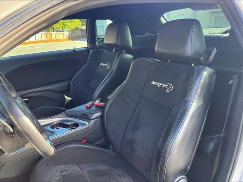 Used 2017 Dodge Challenger SRT Hellcat RWD image 27