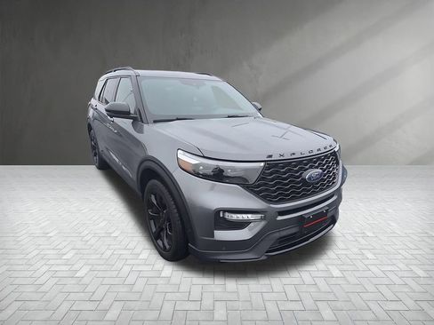 Used 2021 Ford Explorer ST w/ Equipment Group 401A image 4