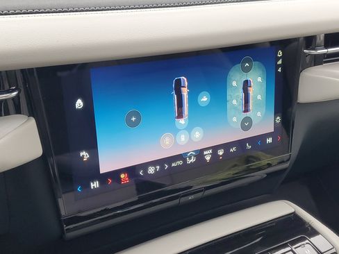 New 2025 Lincoln Navigator L Reserve image 23