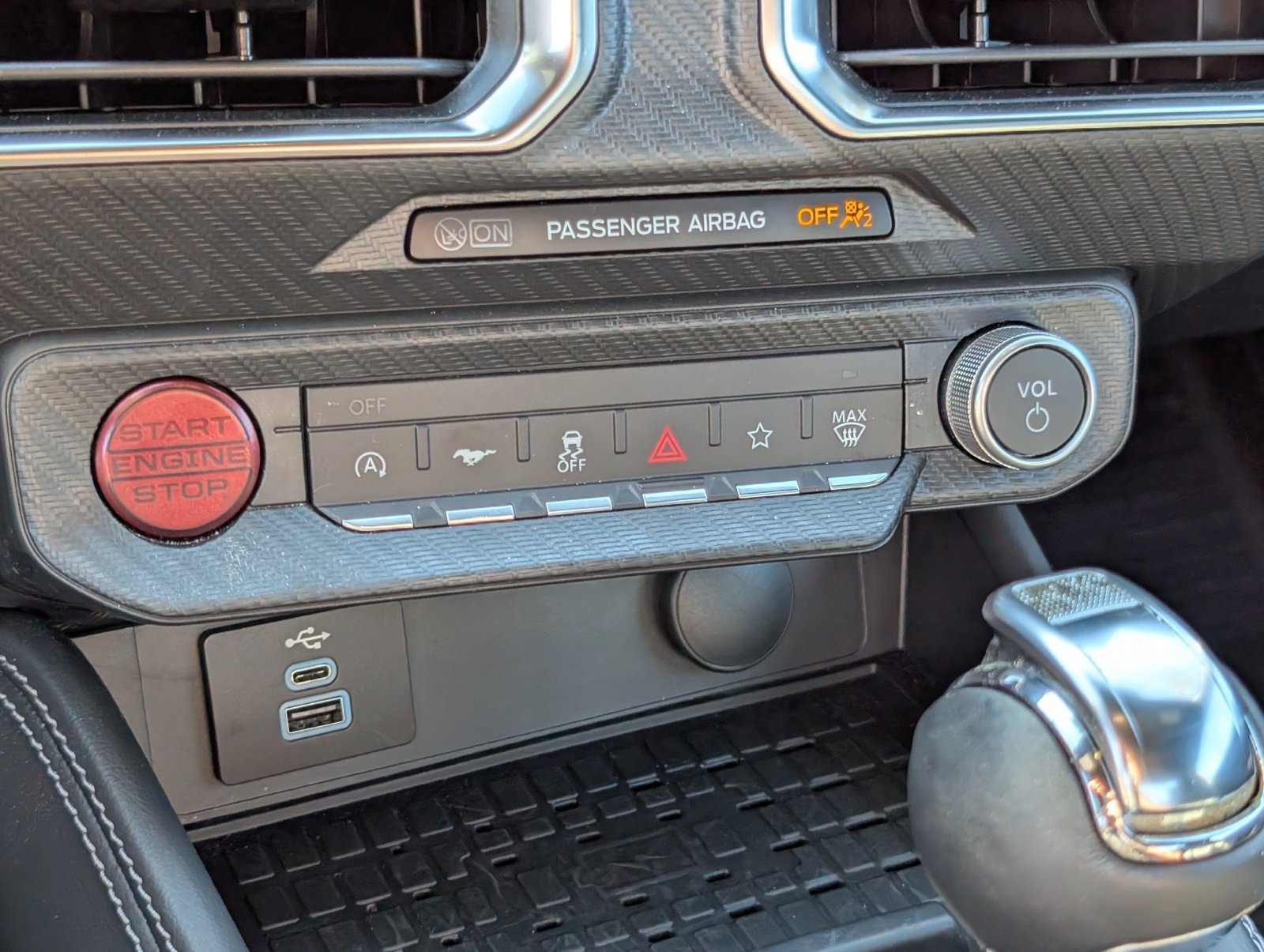 Used 2024 Ford Mustang GT Premium RWD image 16