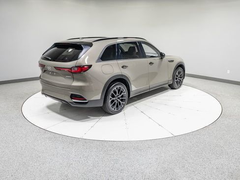 Used 2025 MAZDA CX-70 Plug-In Hybrid w/ Premium Pkg AWD/4WD image 31