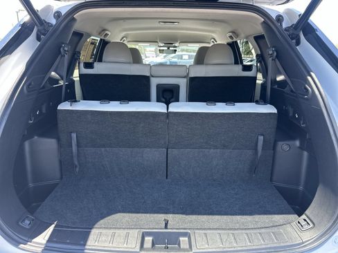 Used 2025 Mitsubishi Outlander AWD image 33