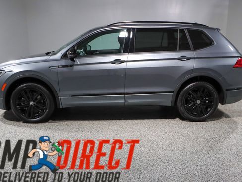 Used 2022 Volkswagen Tiguan SE R-Line image 10