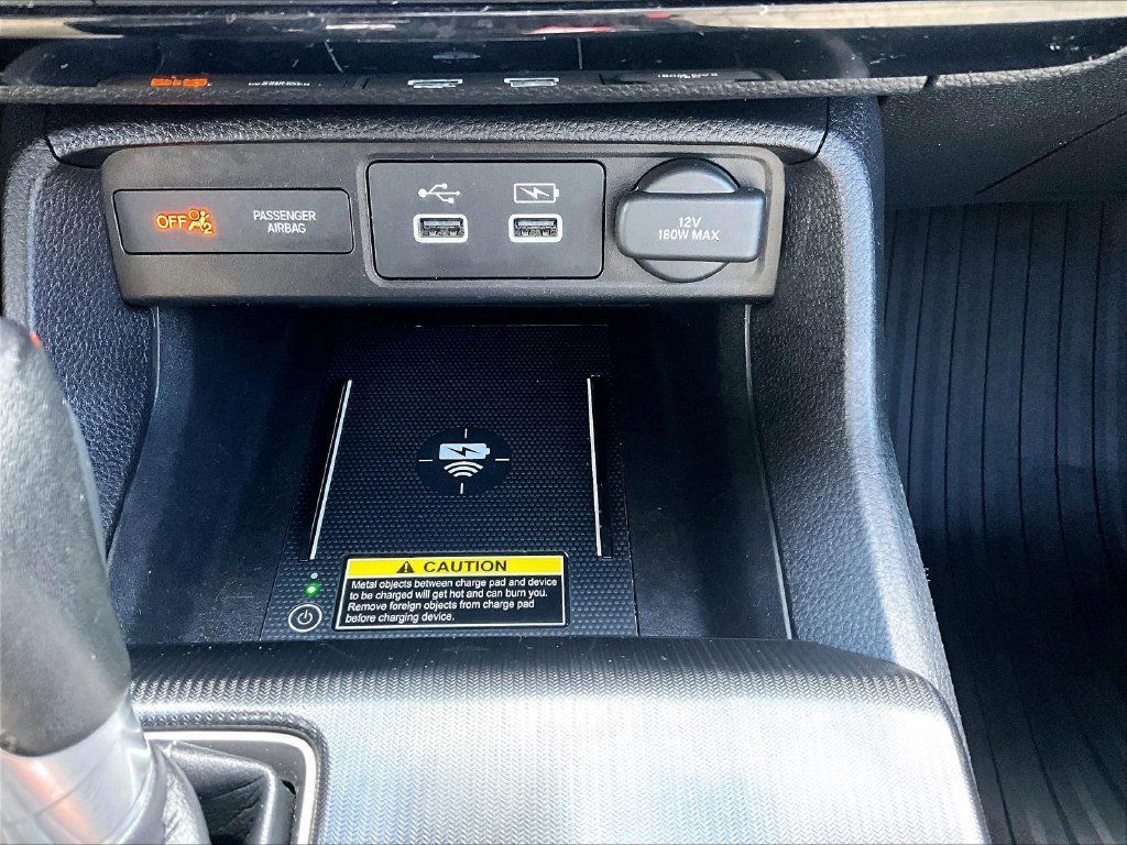 Used 2022 Honda Civic Touring image 27