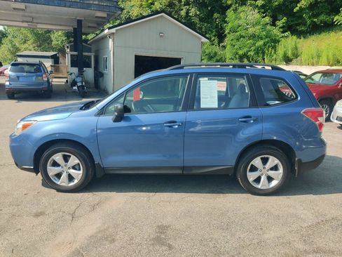 Used 2015 Subaru Forester 2.5i w/ Alloy Wheel Package AWD/4WD image 3