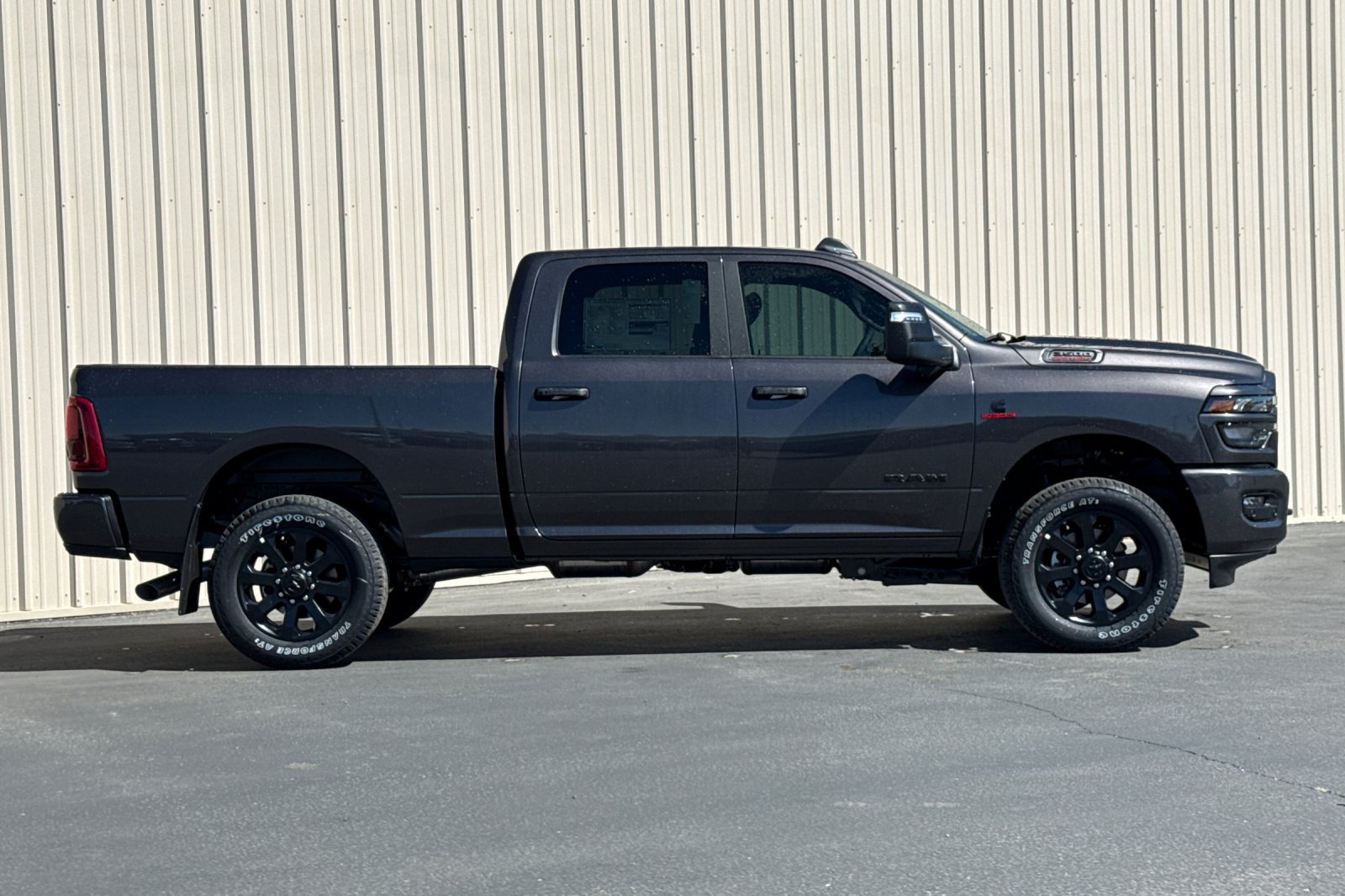 New 2026 RAM 3500 Big Horn AWD/4WD image 10