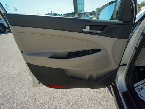 Used 2018 Hyundai Tucson Value image 16