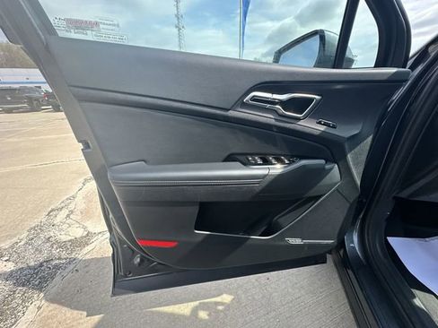 Used 2025 Kia Sportage SX Prestige AWD/4WD image 26