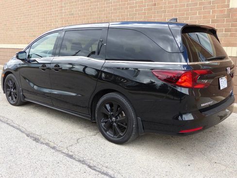Used 2024 Honda Odyssey Sport image 7
