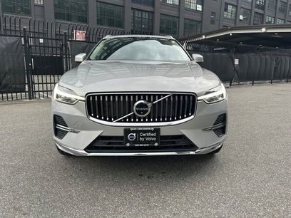 Certified 2022 Volvo XC60 B5 Inscription w/ Advanced Package
