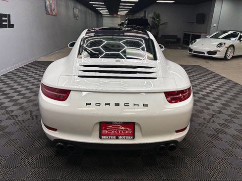 Used 2014 Porsche 911 Carrera image 14