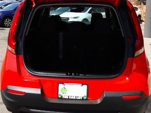 Used 2022 Kia Soul LX w/ Technology Package FWD image 25
