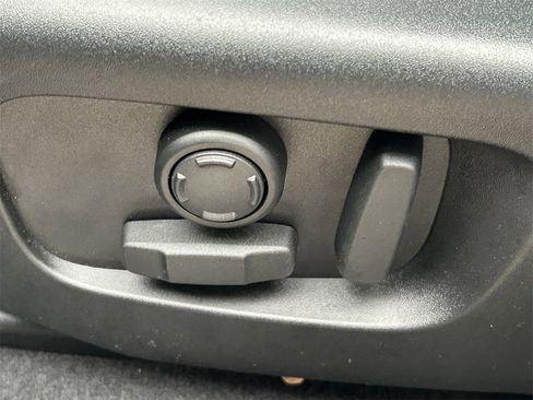 Used 2025 Land Rover Range Rover Velar Dynamic SE image 26