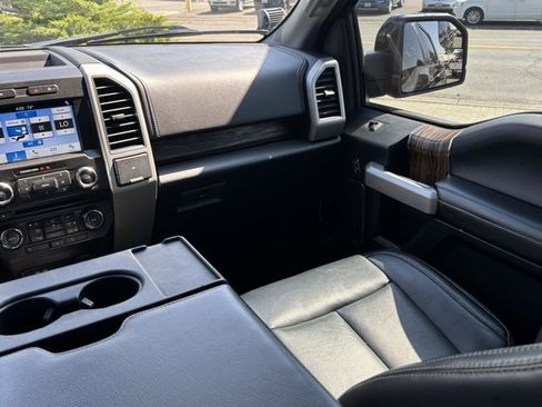 Used 2018 Ford F150 Lariat image 20